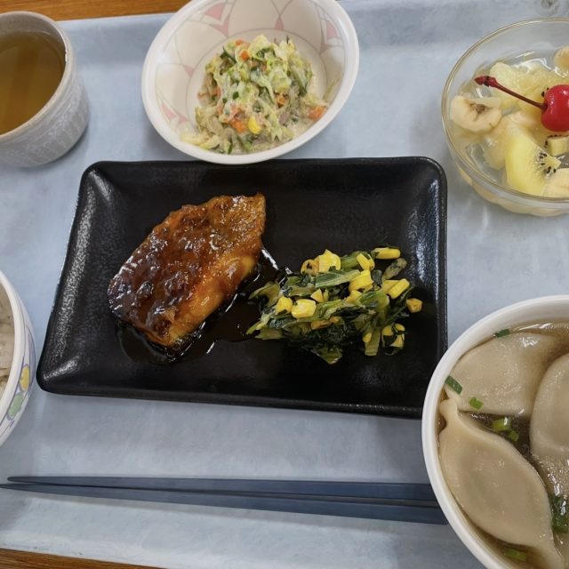 【本日の献立】春の訪れを感じる「鯛の照り焼き」ランチ