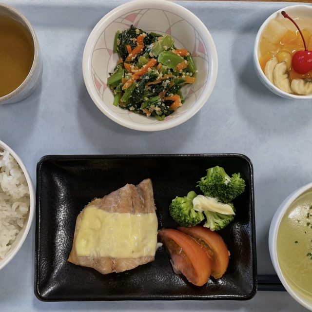 椎ノ木荘 本日の昼食