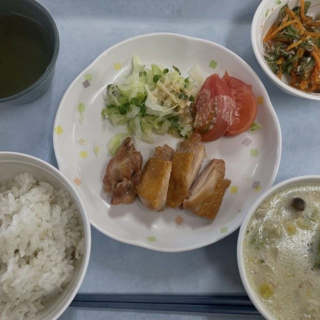 【椎ノ木荘 本日の夕食】