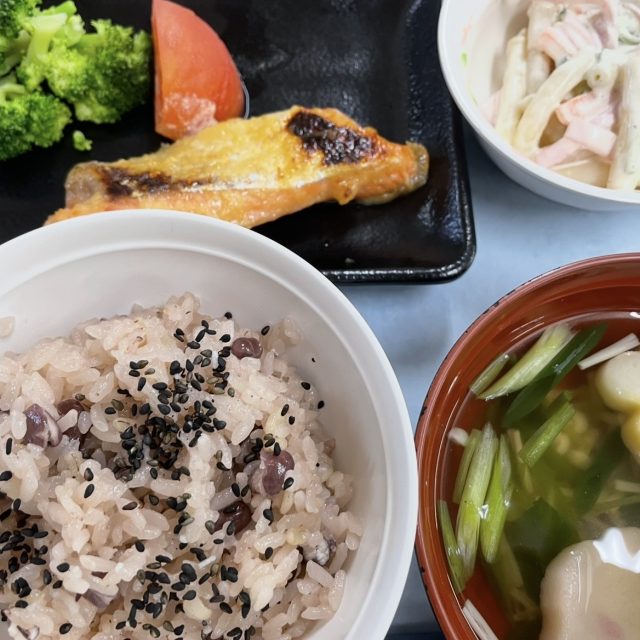 毎月1日はお赤飯の日